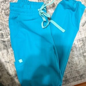 Garde Malade scrub pants jogger style